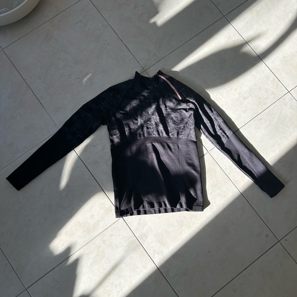 NEW Fabletics Amelia pullover - Picture 9 of 11